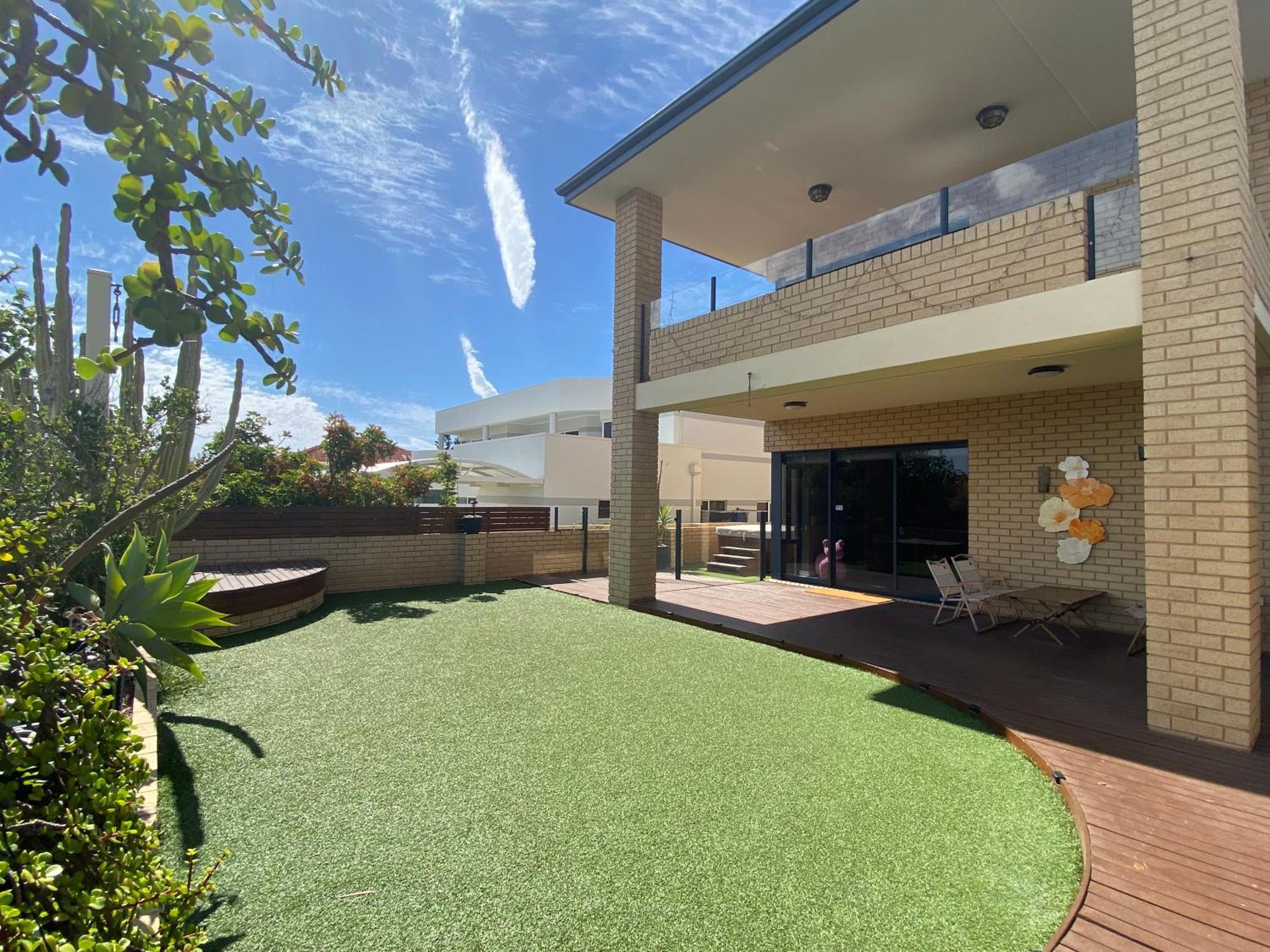 Apartamento Sunny Ocean View Retreat Perth Exterior foto